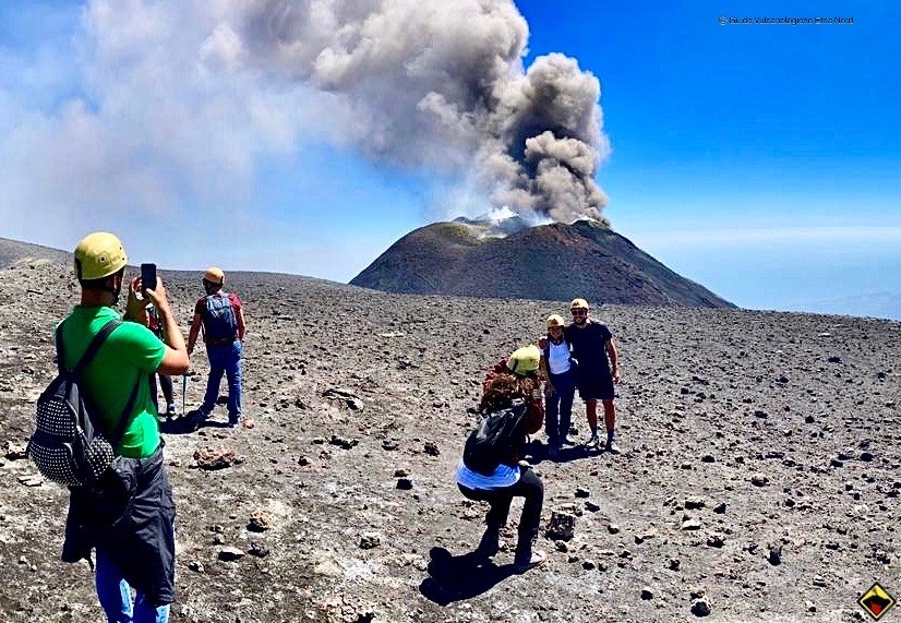 Is it possible to climb Mount Etna 3300 mt?