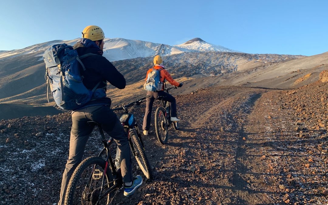 Etna – Tour in Mountain Bike o e-Bike ai crateri sommitali dell’Etna